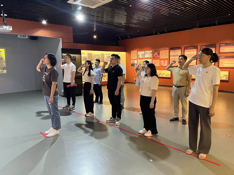 1721266407238396.jpg 第二党支部主题党日活动.jpg